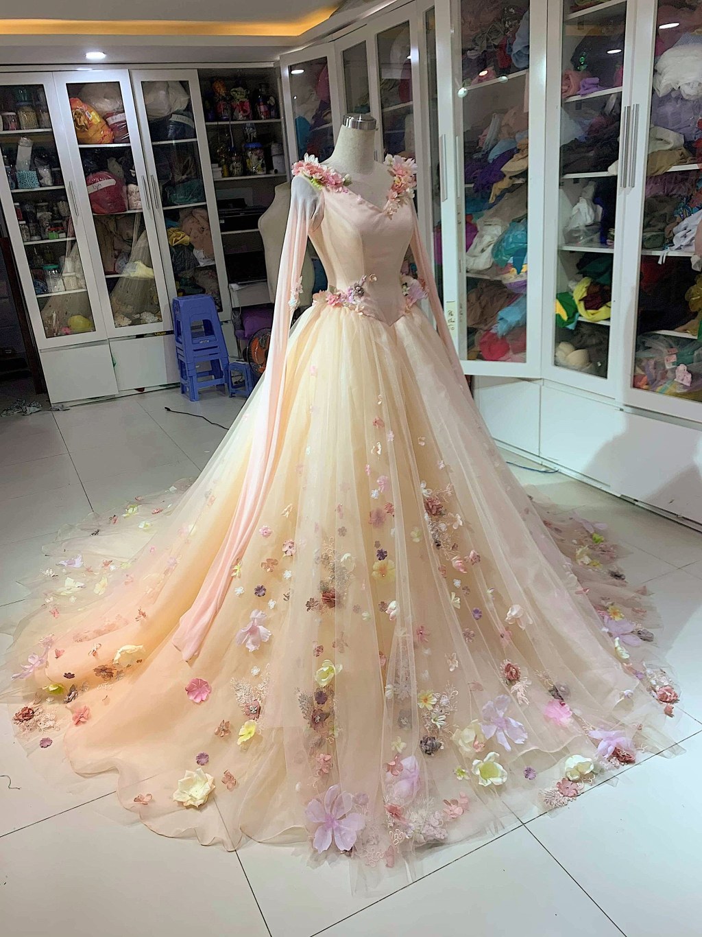 Picture of: Aurora inspiriertes Kleid Dornröschen Kostüm Aurora – Etsy