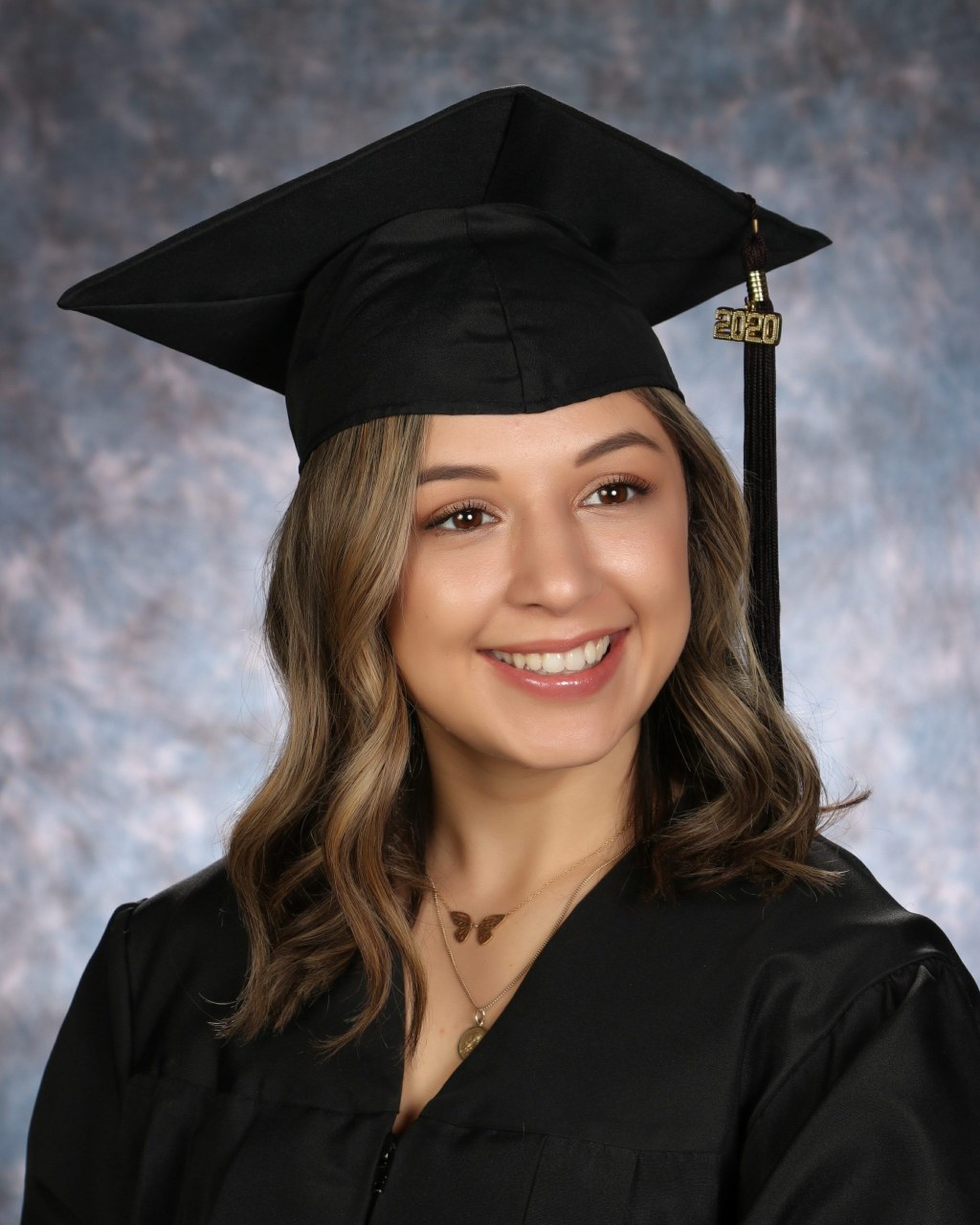 Picture of: Cap and Gown Graduation Portraits  Ultimate Exposures  Ultimate